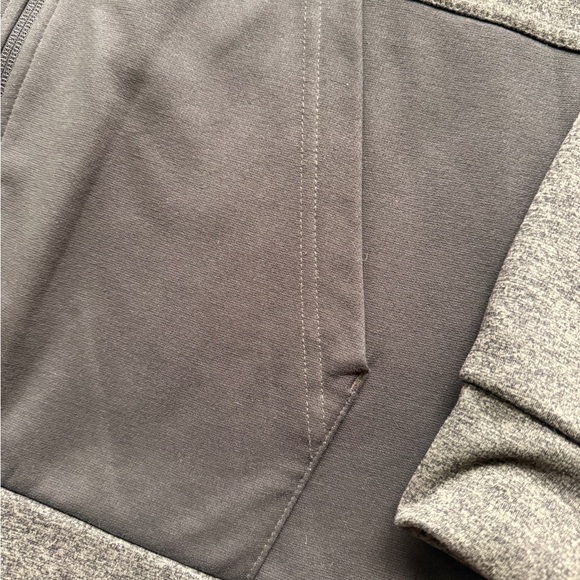 Like new. Mens XL Nike Dark Green and Black Hoodie Therma-fit jacket - Picture 5 of 5